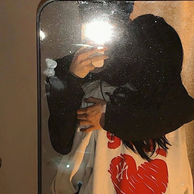 抖音直播点赞怎么点 相关示意