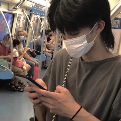 快手点赞网站小熊 示意2